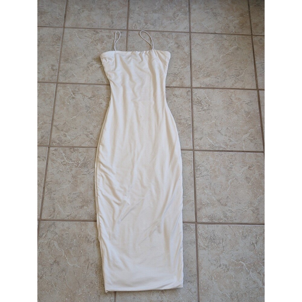 MyOutfitOnline First Date Bodycon Strapless Dress in Vanilla